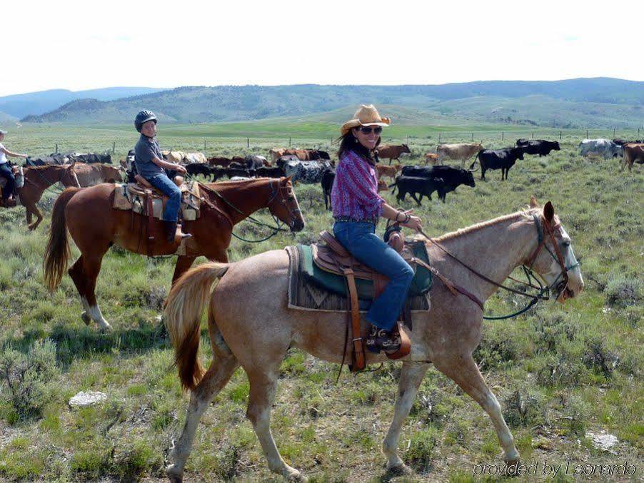 The Lodge & Spa At Brush Creek Ranch Saratoga Luaran gambar
